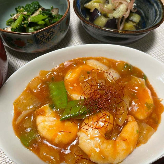 海老チリの夕飯&大雨が降った日、、、（ ;  ; ）。
