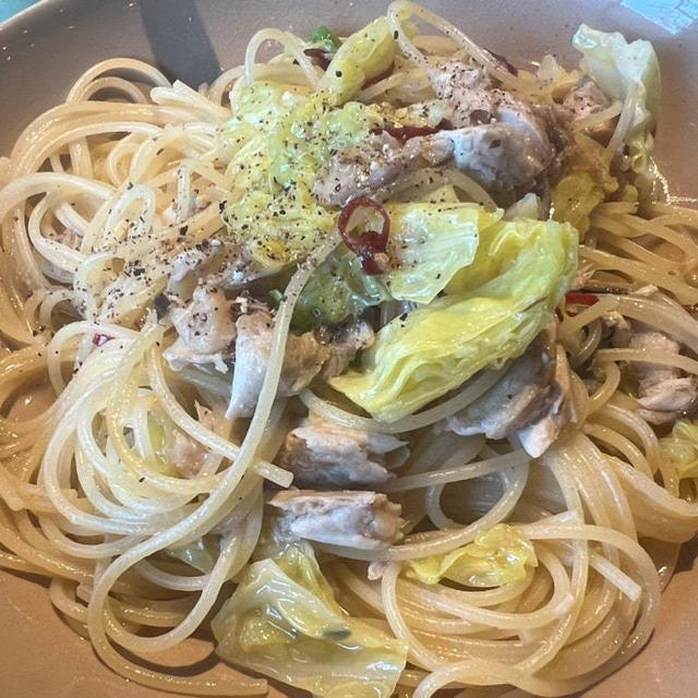 RACINES AOYAMA　ラシーヌ青山　焼きサバと川田農園ちりめんキャベツ　ペペロンチーノ