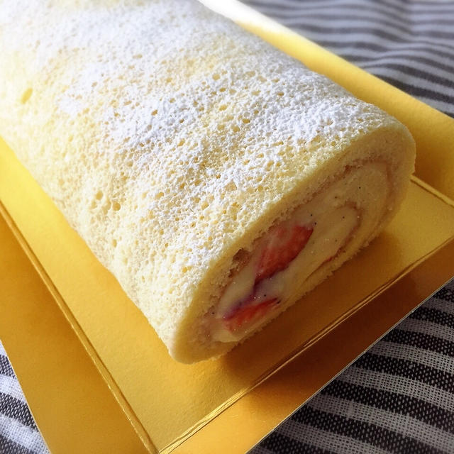 いちごのスフレロールケーキ❤︎手作りピザレッスン