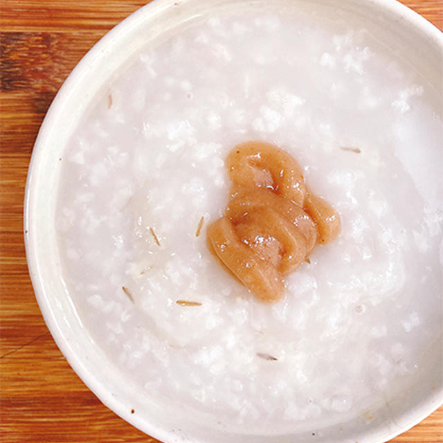もち麦のおかゆとねり梅