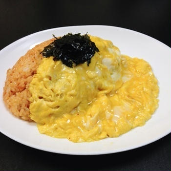 ピリ辛！とろふわっ☆キムオムライス