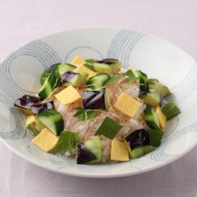【9月の旬野菜レシピ】食欲の秋にぴったり♪ヘルシーなナスのちらし丼