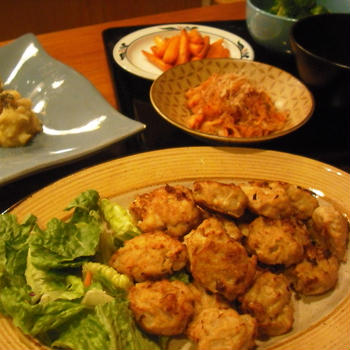 手で丸めないで出来るえびとポークの団子揚げ