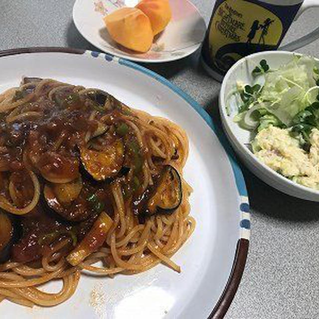 青唐辛子入り茄子のミートソーススパゲッティ