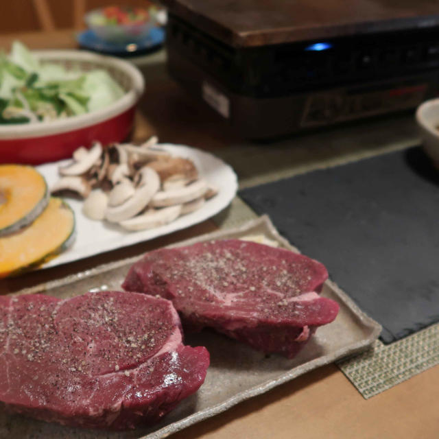 おうち”ステーキハウス”の晩ご飯　と　パンパスグラス♪