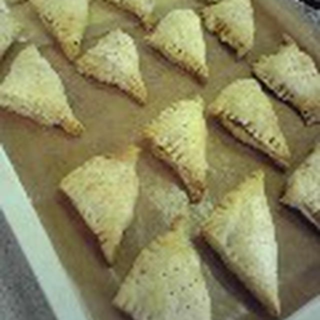 今日のおやつは”かぼちゃパイ”
