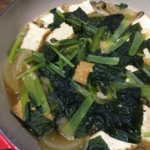 我が家のキッチンに花を咲かせてくれるルクルーゼ