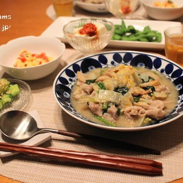 『豚バラ白菜とろとろ煮』の献立。