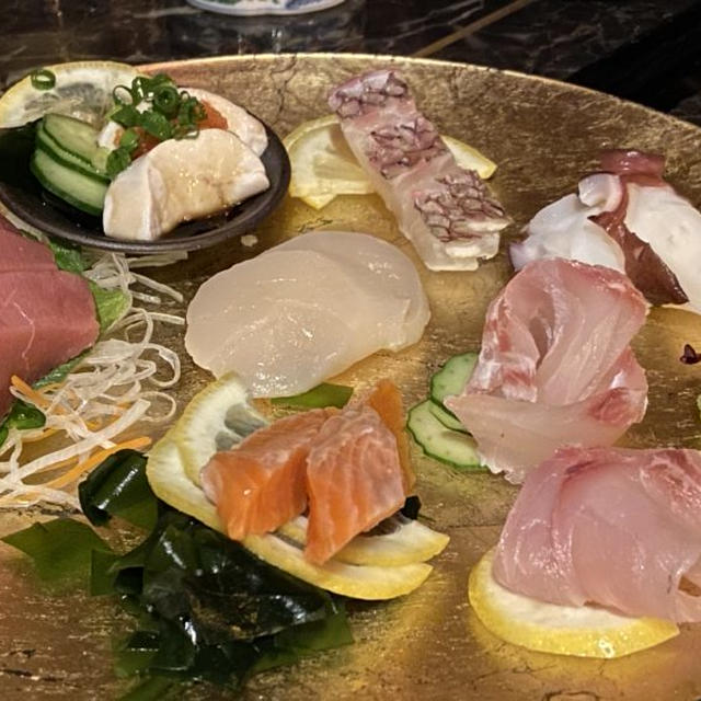 沖縄・北谷「大衆割烹 足立屋」で大衆酒場メニューを楽しんできた