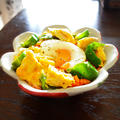 鶏と卵とピーマンさんの包まないオムライス丼　 天美卵 × 豊菜JIKAN