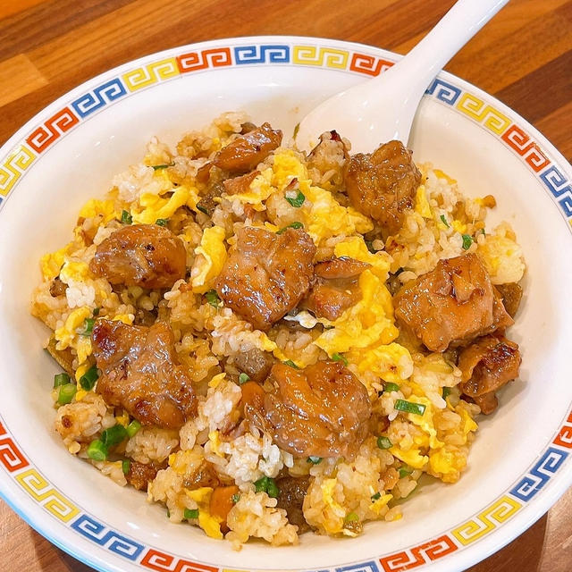 ランチは焼き鳥→焼き鳥チャーハンです！！