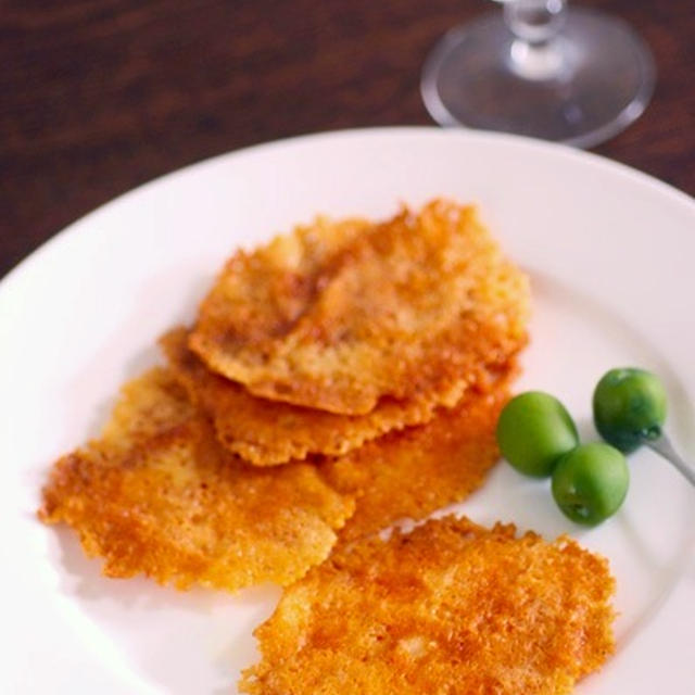 焼いただけのチーズ♪サラダもグ〜＾＾