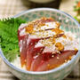 ハマチのニンニクゴマだれ丼