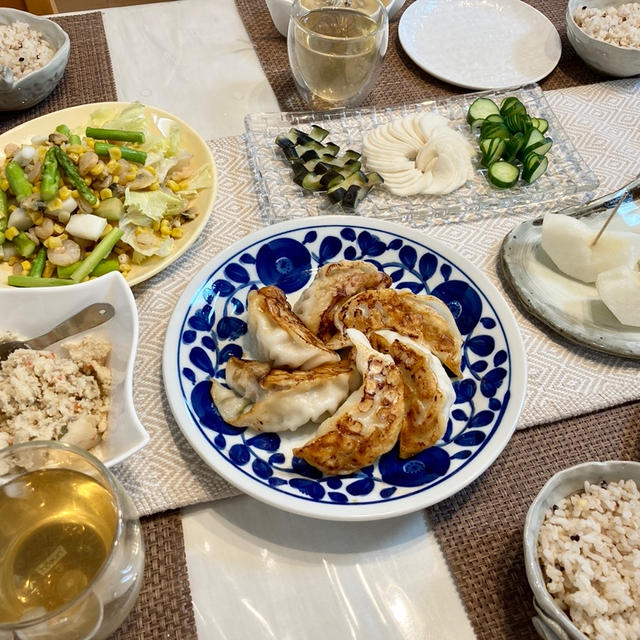 【献立まとめ】いといの手包み冷凍餃子～アスパラとコーンの海鮮炒め