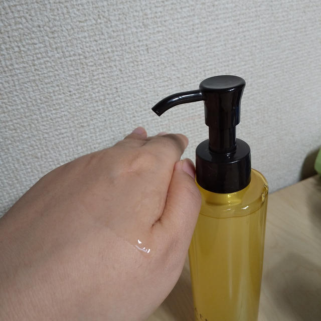 アテニア☆スキンクリア クレンズ オイル アロマタイプを使ったよ