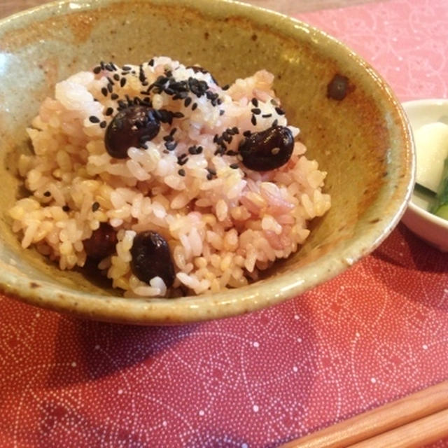 ごはんのバリエーション〜黒豆ごはん・里芋ごはん