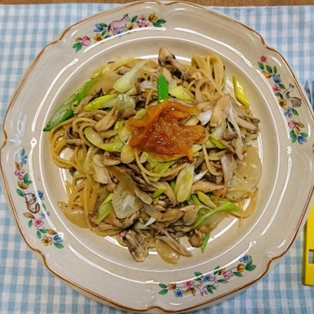 舞茸と柚子ジャムの白みそ和風パスタ