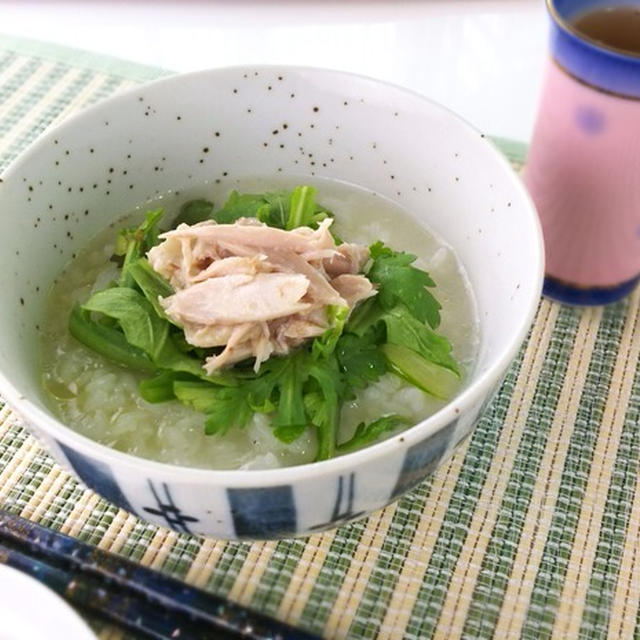 疲れた胃調を休めましょう♪鶏手羽のお粥