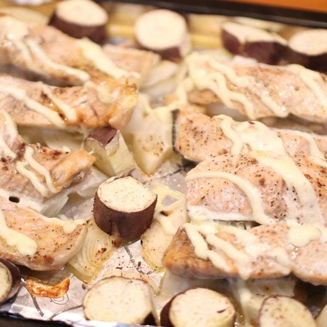 お肉だけじゃない！魚でも豪華なおもてなし料理に( *´艸｀)鮭のオーブン焼き