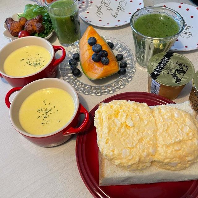 ロピアの感動品で朝ごはん
