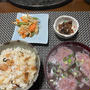 同じ材料でかき揚げときんぴらの２品とふぐめし混ぜご飯と紫山芋のお汁