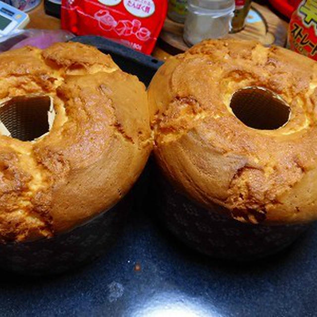 シフォンケーキ2台～　友達に差し入れ～