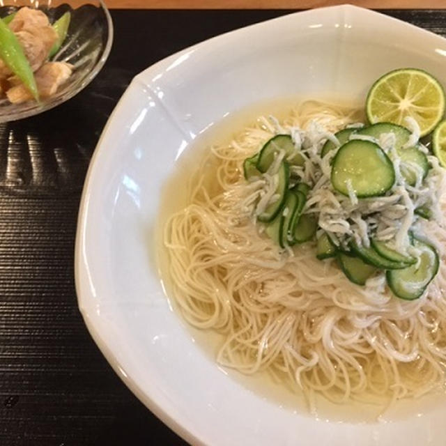 夏は素麺