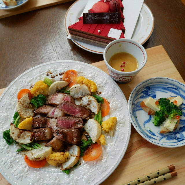 クリスマスイブの食卓