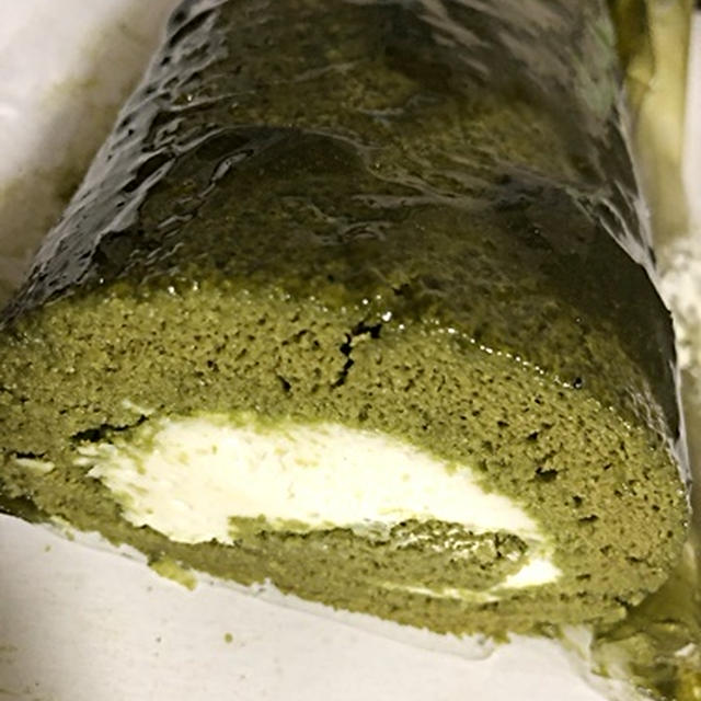 夫からのお詫びは「京都ヴェネト」の宇治抹茶生チーズロール