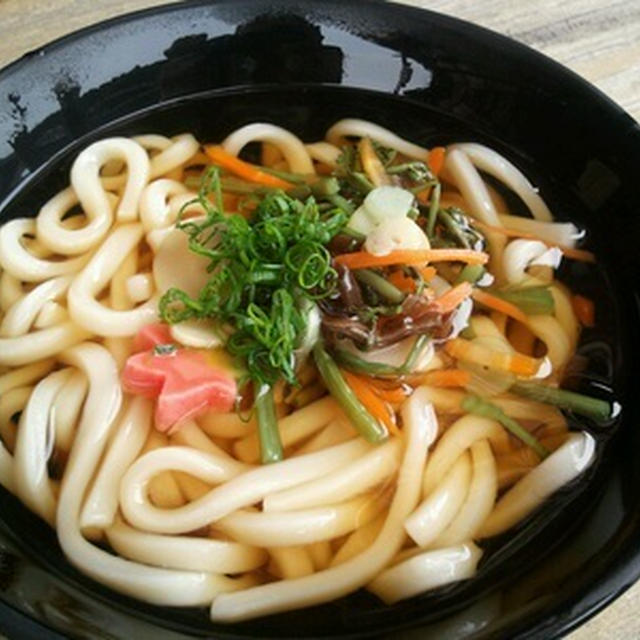 お昼ごはーん