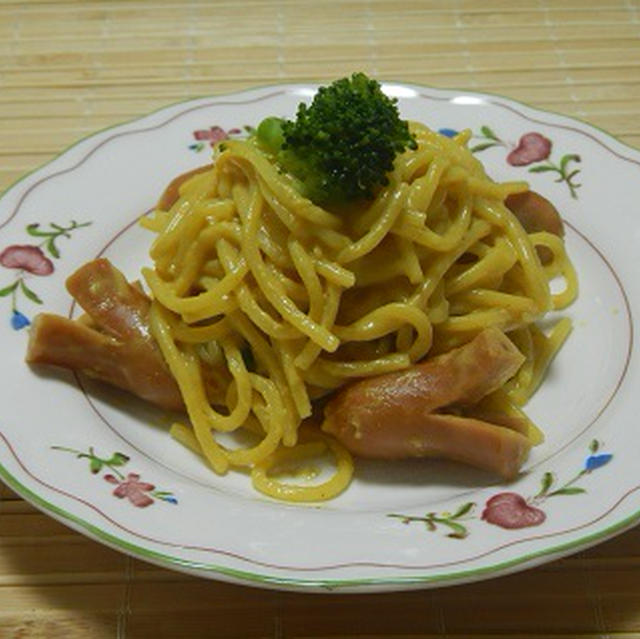 クリーミーカレーパスタ