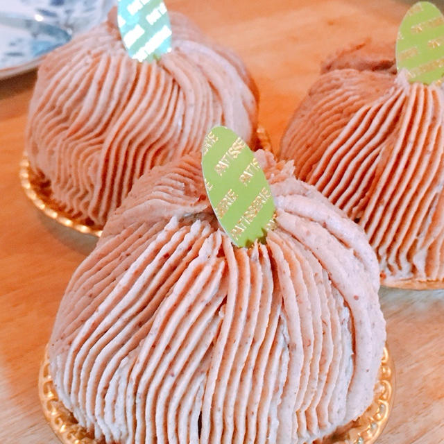 モンブラン 山のようにみえるかな ケーキのモンブラン By ｆｉｏｒｅさん レシピブログ 料理ブログのレシピ満載