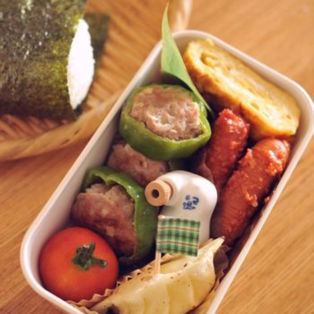 ピーマンの肉詰め弁当