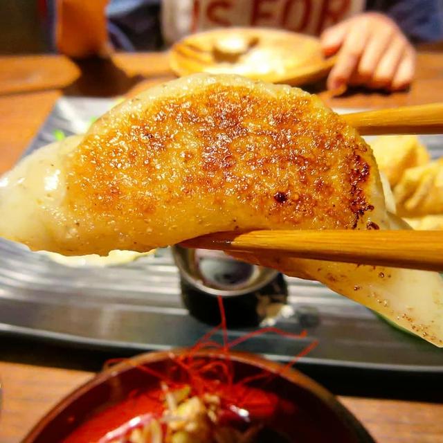 餃子の夜☆大きめな餃子をがぶり！〜GYOZA SHACK ちゃわん 三軒茶屋