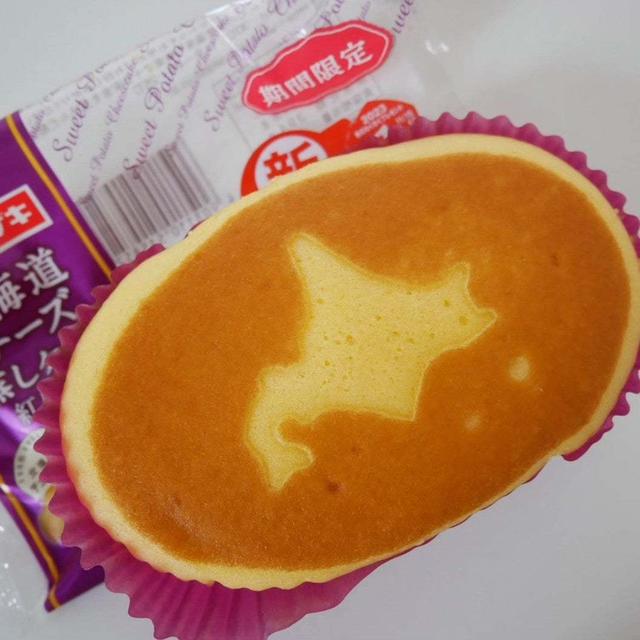 北海道チーズ蒸しケーキ紅はるか#コンビニのケーキのレベルが高い
