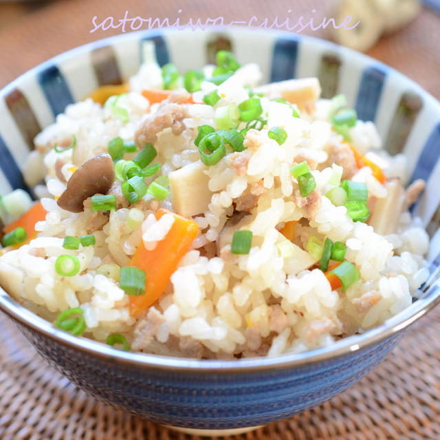 【豚ひき肉とエリンギの中華風炊き込みごはん】味付けしっかり！後味さっぱり☆