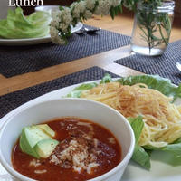 アボガドとチーズのスパイシーつけパスタ