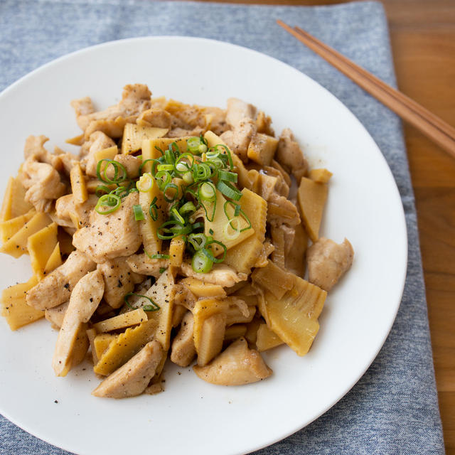 ご飯がすすむ◎むね肉とたけのこで中華風おかず。