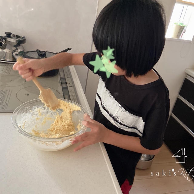 約束のクッキー作りと凄く珍しく登場した夕食メニュー。