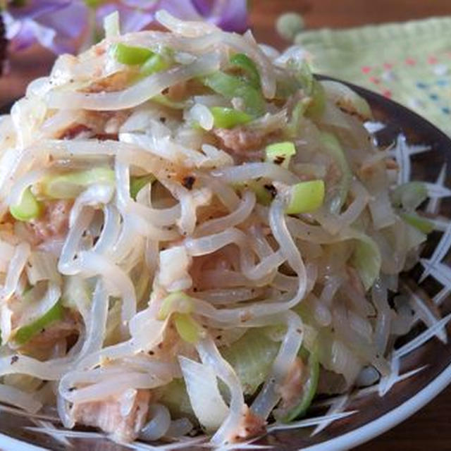 ヘルシー美味しいおつまみ♪　しらたきと長ねぎとツナのオイ醤油炒め