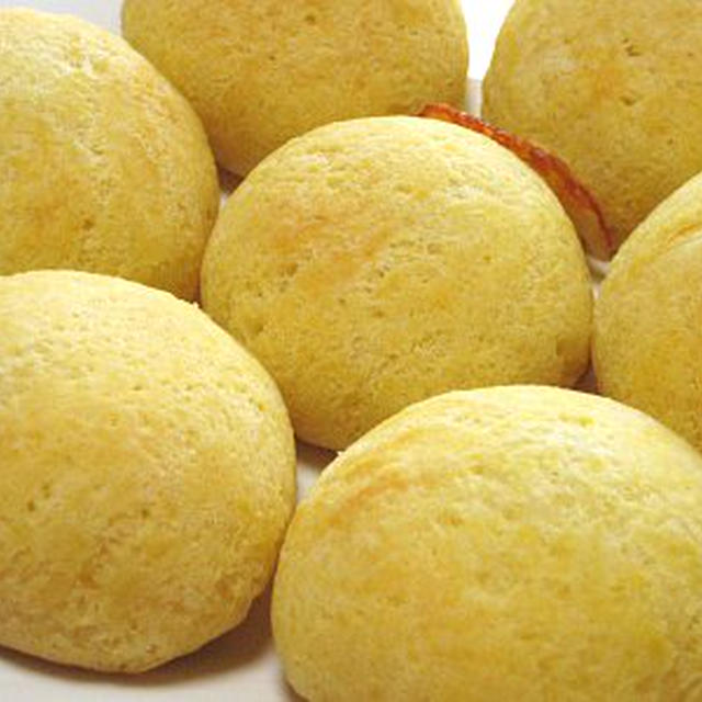 モッツァレラチーズ入りのポンデケージョ