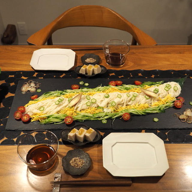 七夕に「天の川そうめん」の夜ごはん　ひなちゃんも参加♪