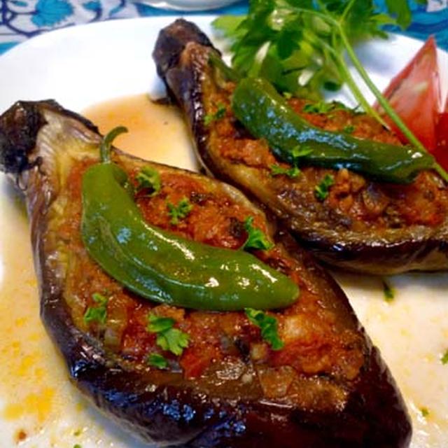 トルコ風まるごとなすのひき肉ボート！！