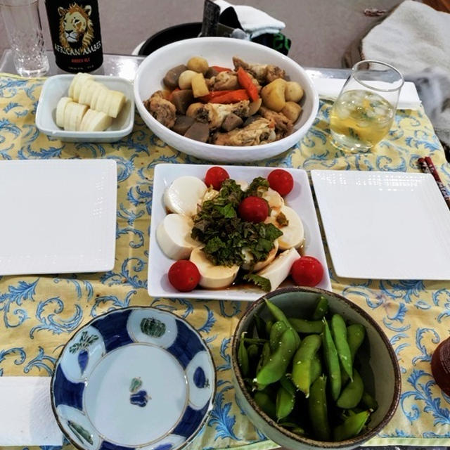 ごはん作りたくない病にかかっている ～ えごま油とごま油と醤油で冷ややっこ
