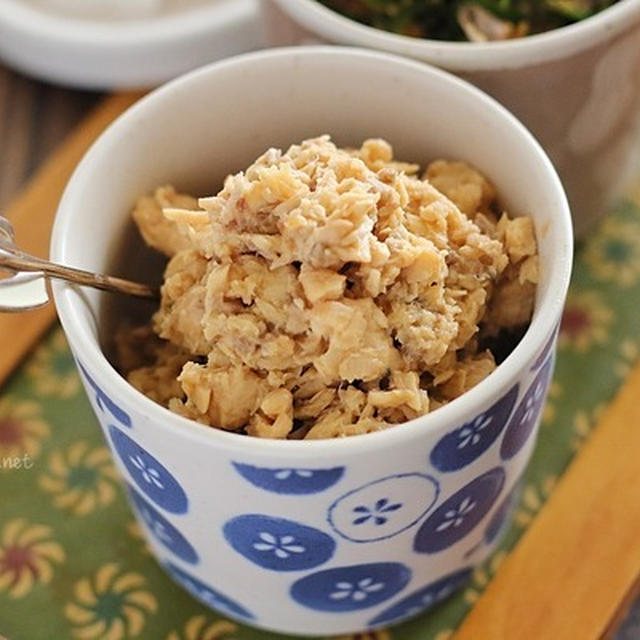 鮭缶で作る！バターポン酢味のそぼろ