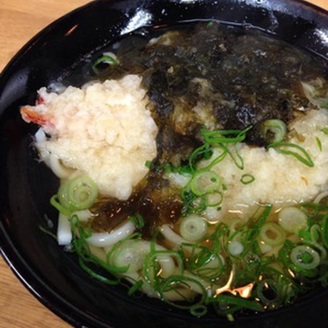 久しぶりに寺田町駅前で「天昆布うどん」