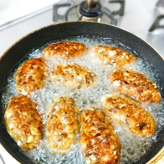 揚げ物だけどサッパリ！鰯のつくね