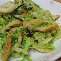 節約おかず☆　千切りキャベツとちくわのカレーオイスター炒め