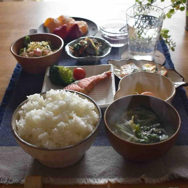朝ごはん♪…最近寝るのが遅い理由。