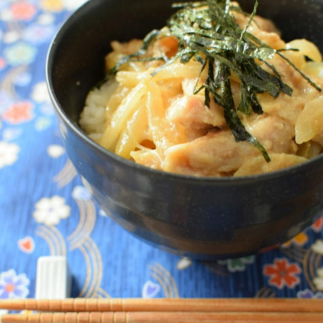 食べ過ぎ注意！豚バラの味噌マヨ丼のレシピ